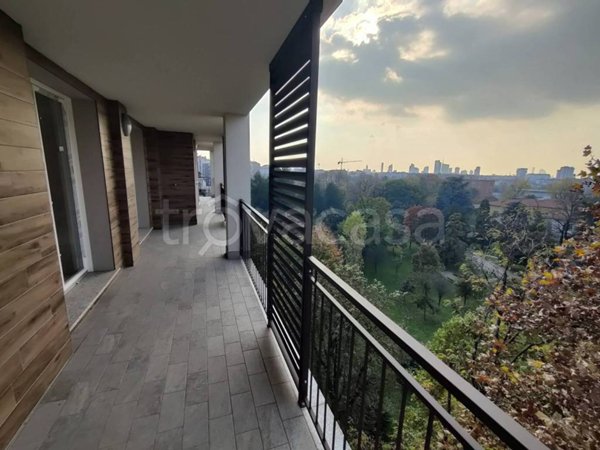 appartamento in vendita a Milano in zona Gorla