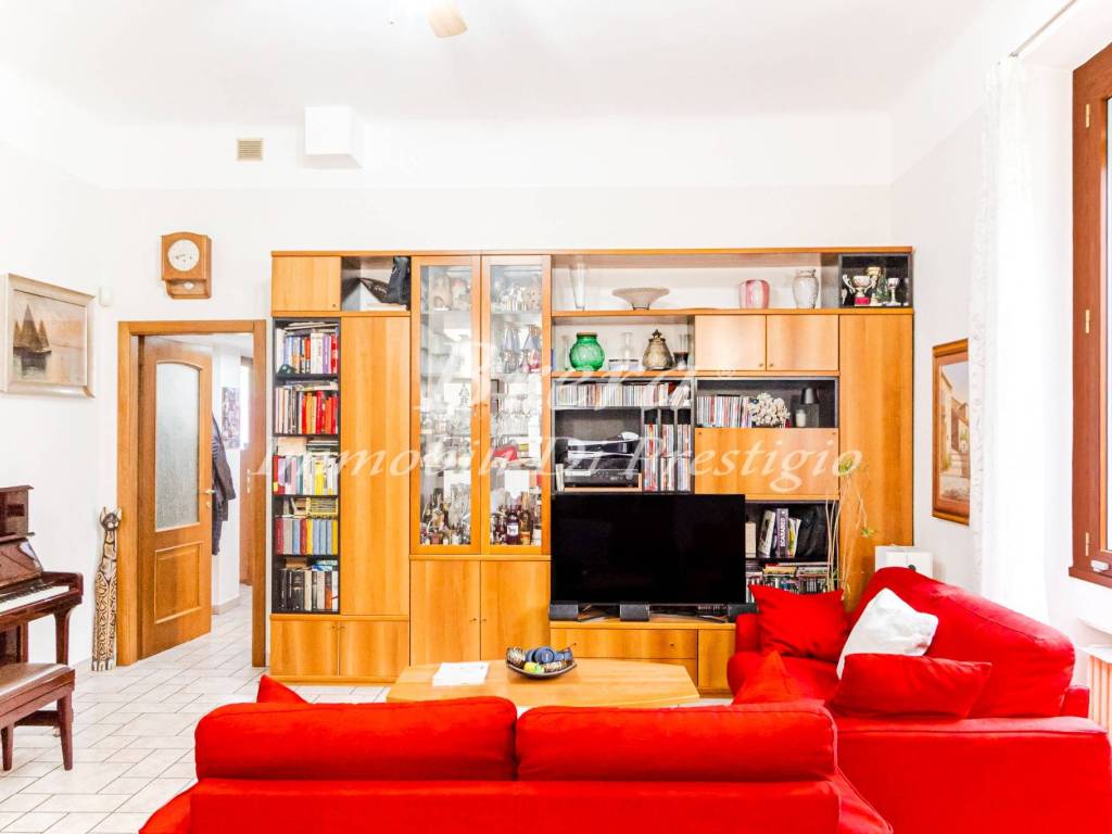 appartamento in vendita a Milano in zona Isola