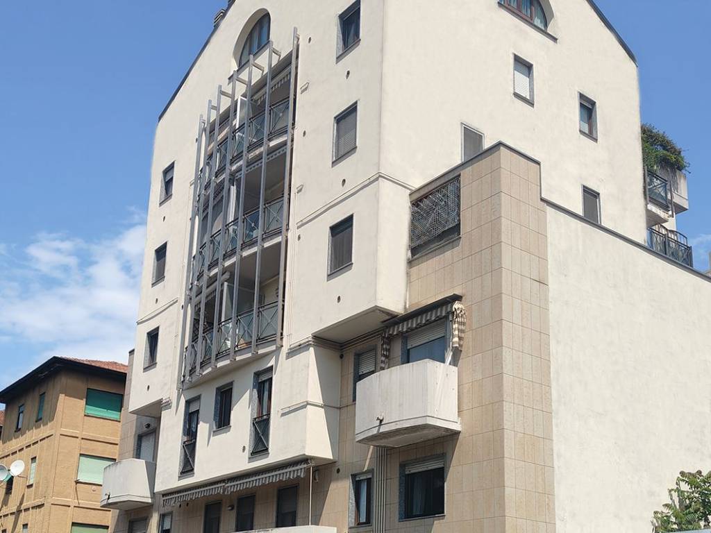 appartamento in vendita a Milano in zona San Siro