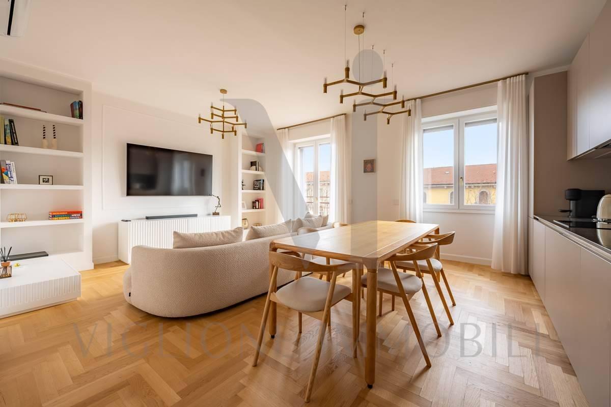 appartamento in vendita a Milano in zona Bullona