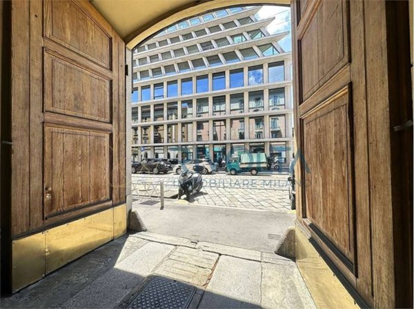 appartamento in vendita a Milano in zona Porta Garibaldi