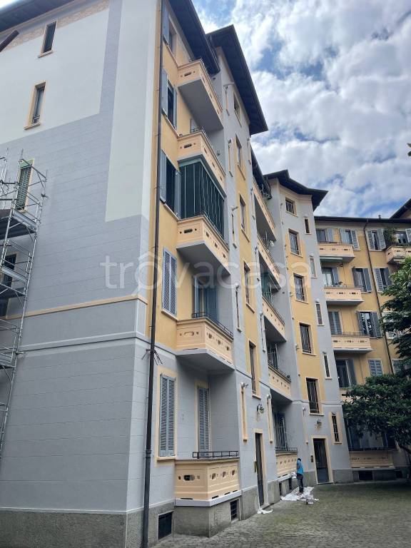 appartamento in vendita a Milano in zona Bocconi
