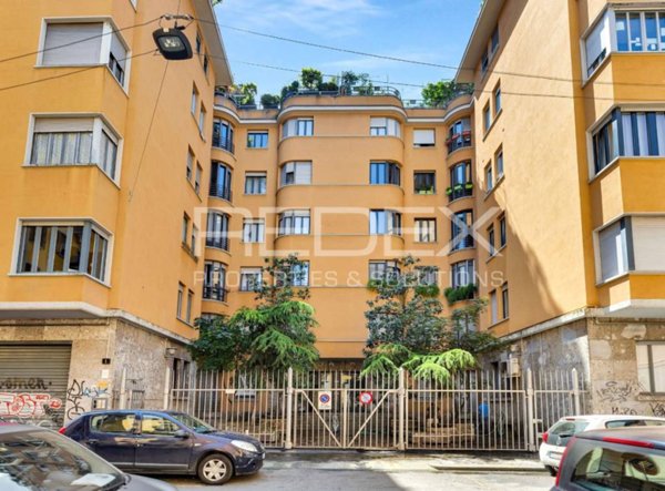 appartamento in vendita a Milano in zona Porta Venezia