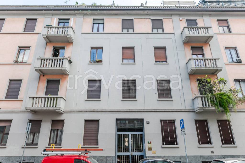 appartamento in vendita a Milano in zona Stazione Centrale