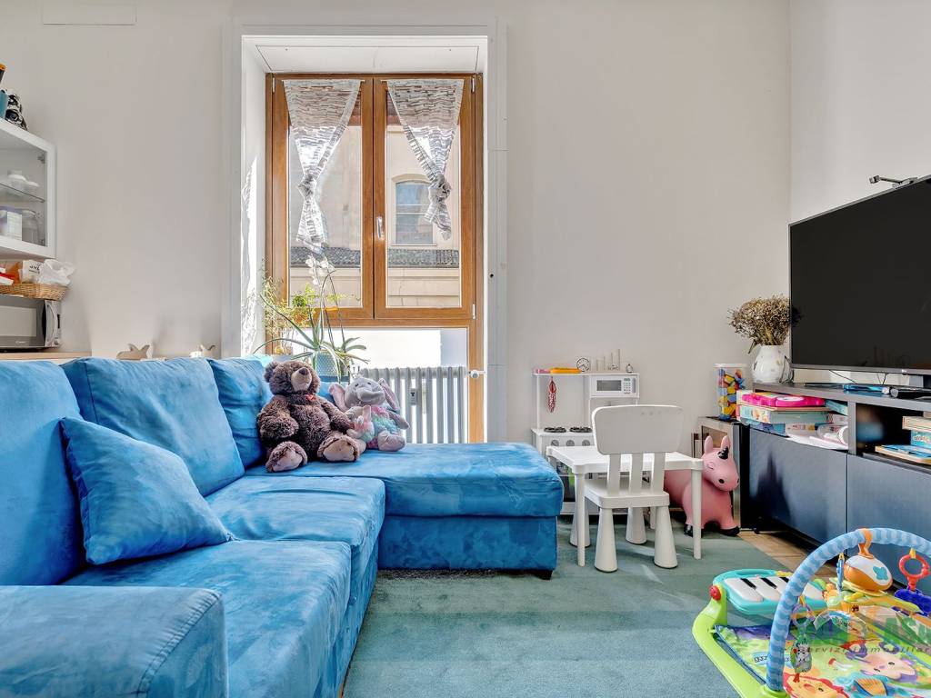 appartamento in vendita a Milano in zona Porta Ticinese