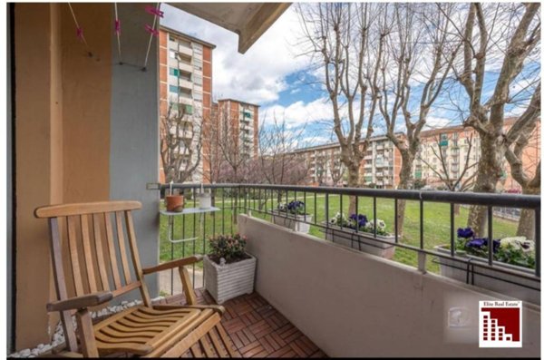 appartamento in vendita a Milano in zona Segnano
