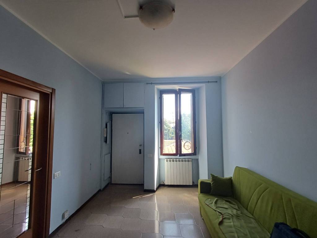 appartamento in vendita a Milano in zona Adriano