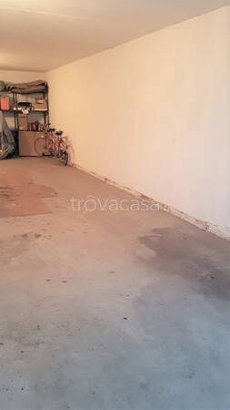 locale di sgombero in vendita a Milano in zona Solari
