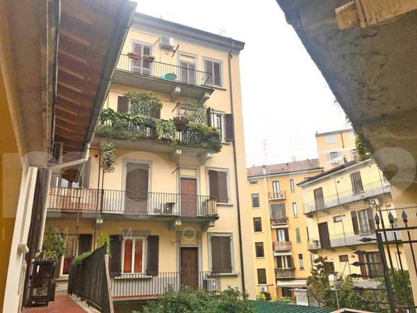 appartamento in vendita a Milano in zona Porta Romana