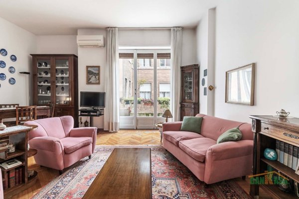 appartamento in vendita a Milano in zona Loreto