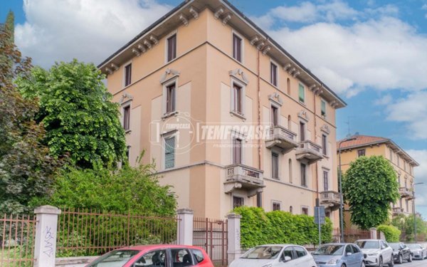 appartamento in vendita a Milano in zona Affori