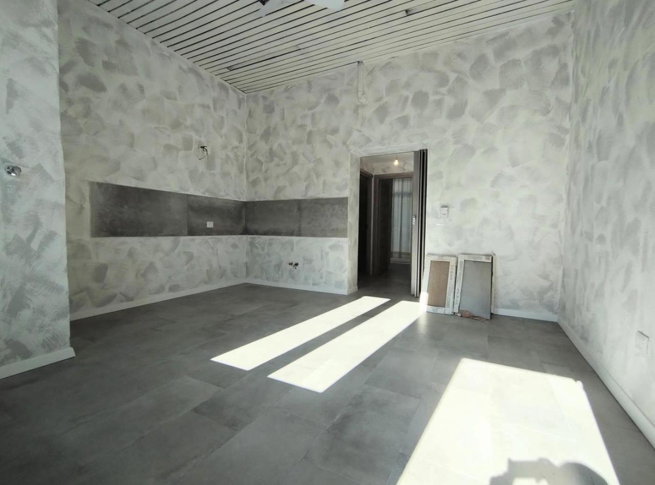 appartamento in vendita a Milano in zona Baggio
