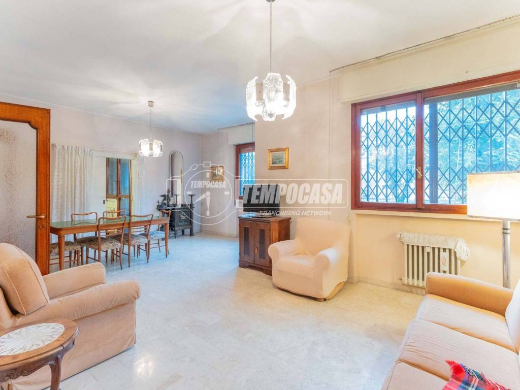 appartamento in vendita a Milano in zona Niguarda
