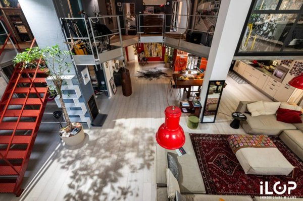 appartamento in vendita a Milano in zona Solari