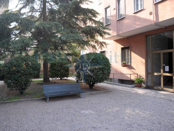 appartamento in vendita a Milano in zona Rembrandt