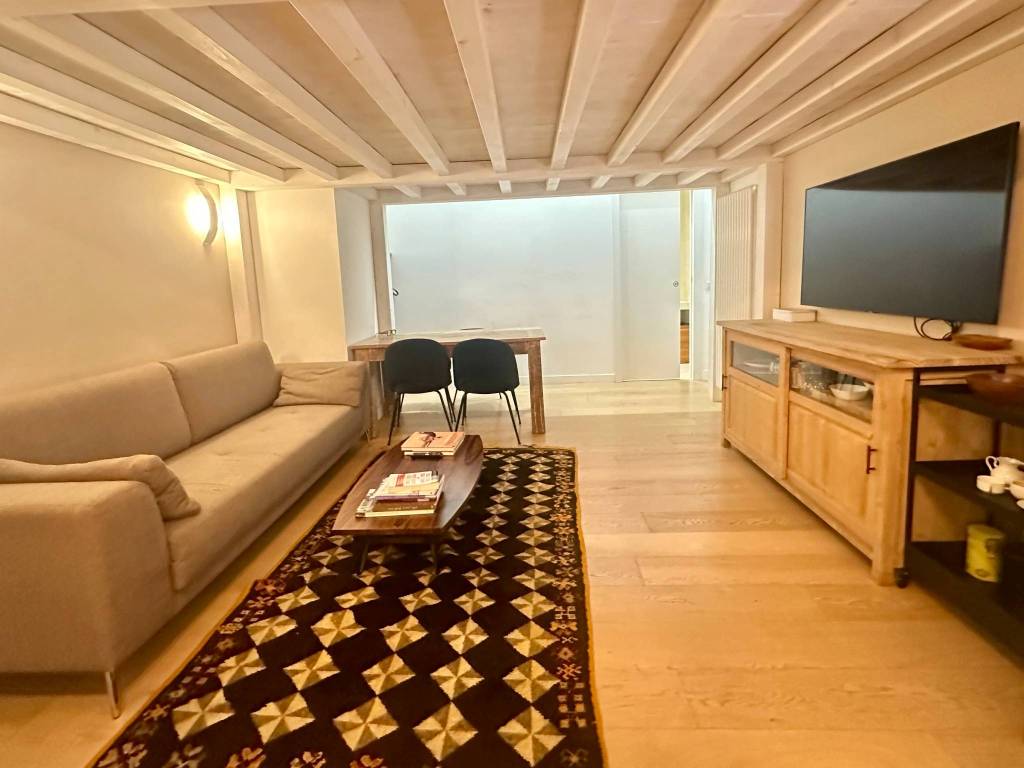 appartamento in vendita a Milano in zona Isola