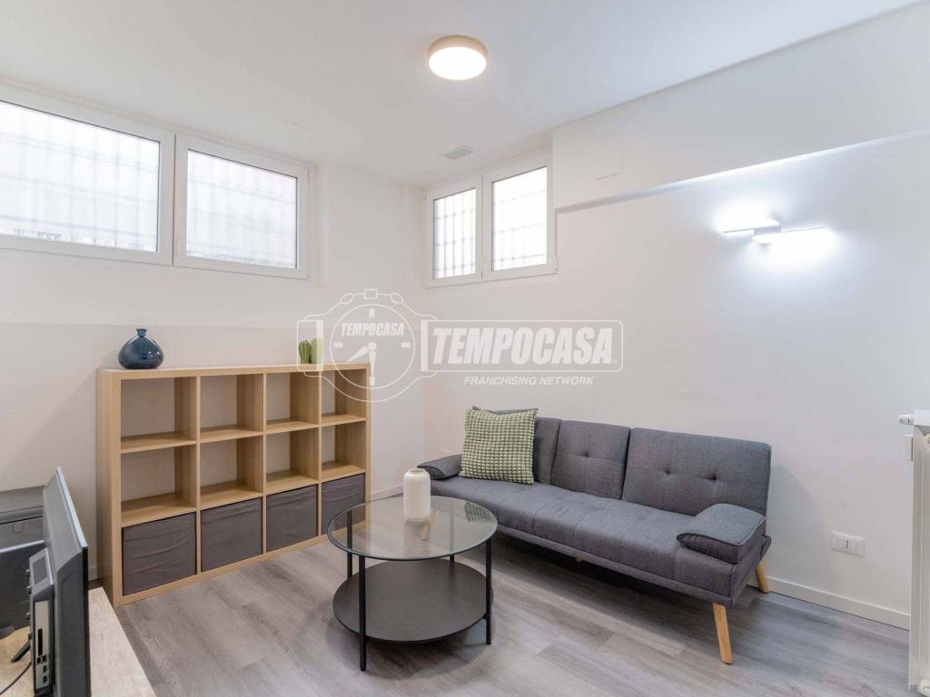 appartamento in vendita a Milano in zona Affori