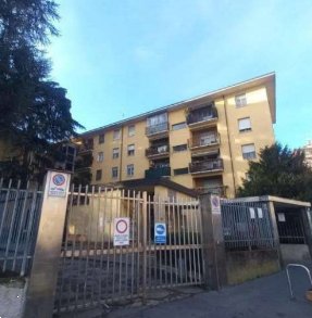 appartamento in vendita a Milano in zona Forze Armate
