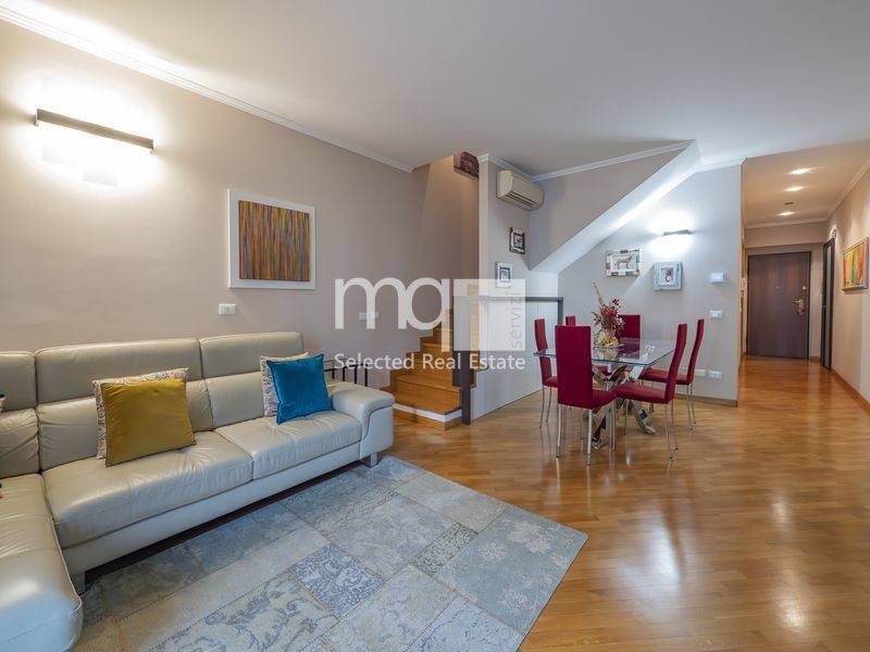 appartamento in vendita a Milano in zona Porta Garibaldi