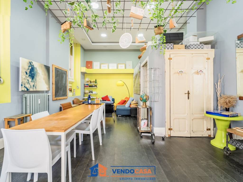 appartamento in vendita a Milano in zona Isola