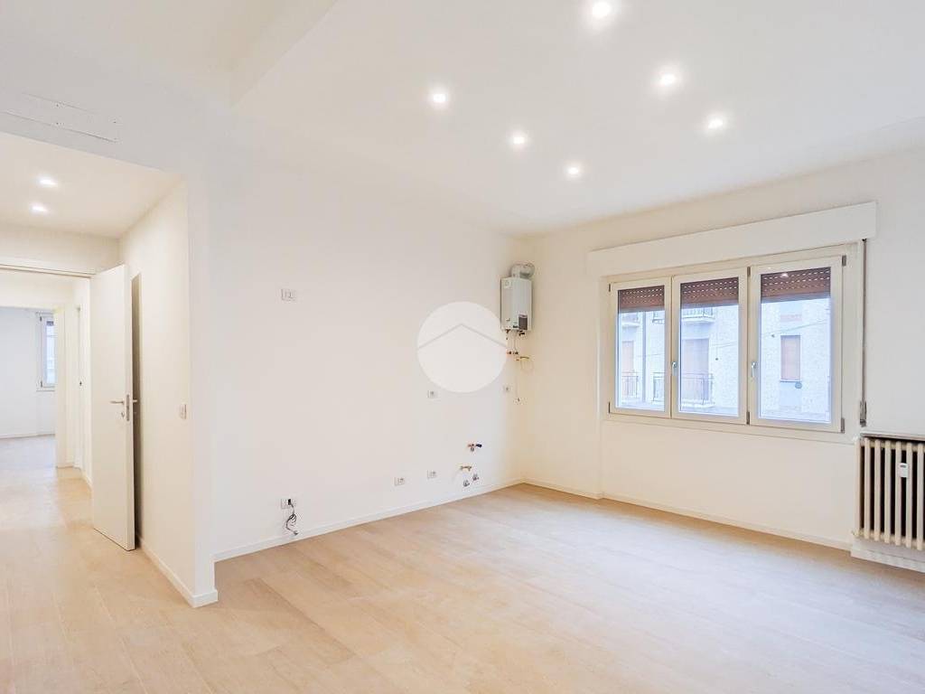 appartamento in vendita a Milano in zona Città Studi