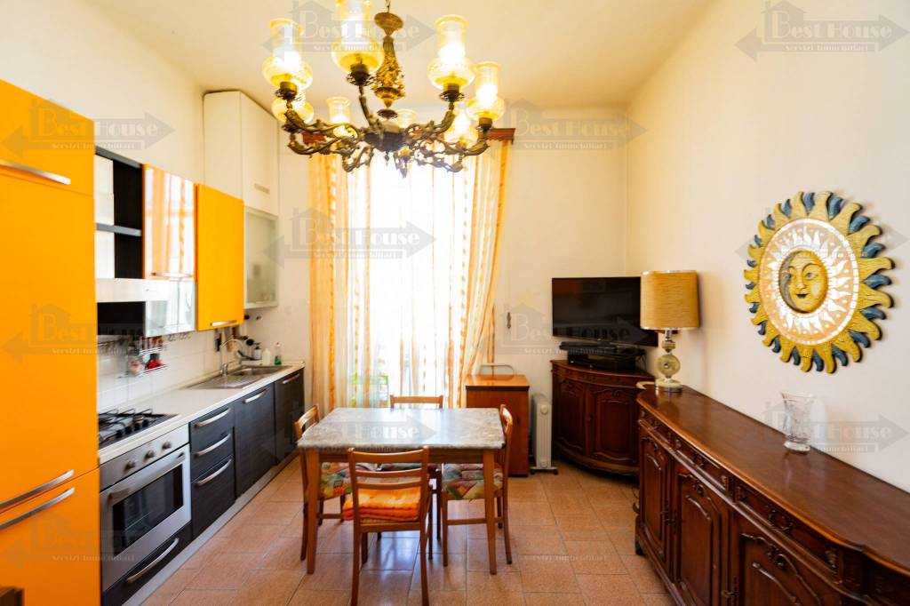 appartamento in vendita a Milano in zona Casoretto