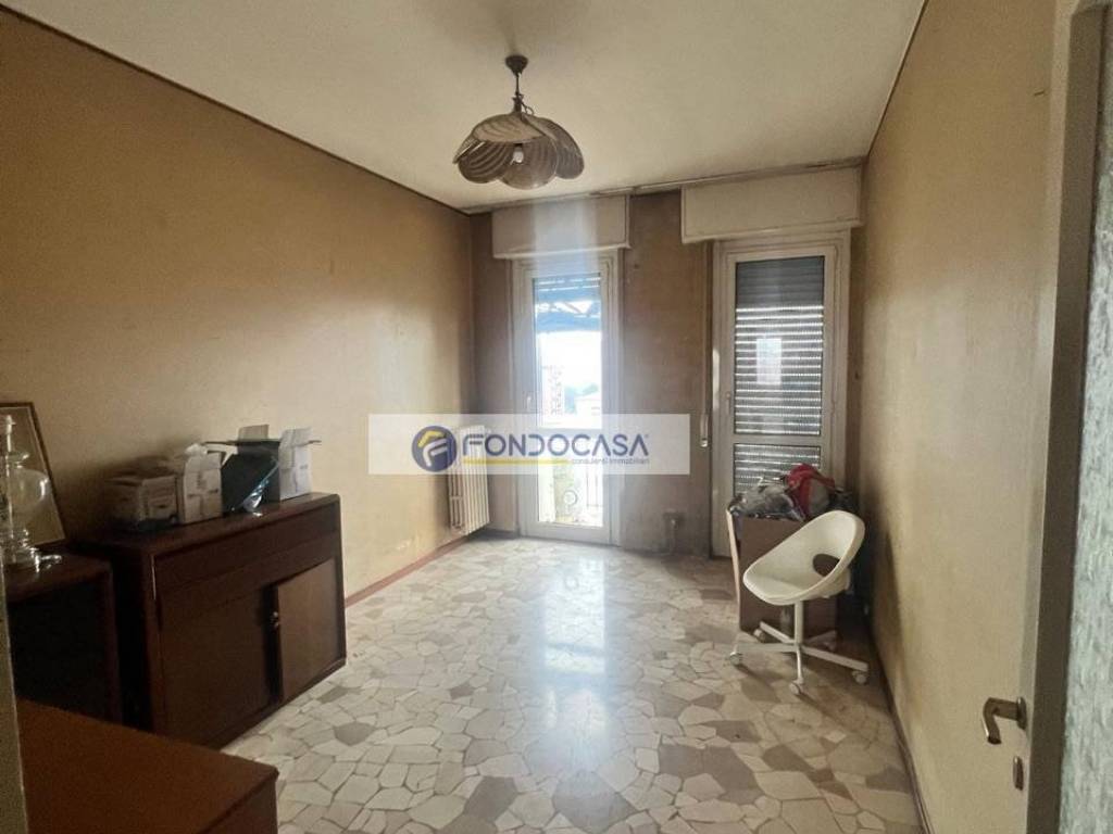 appartamento in vendita a Milano in zona Crescenzago