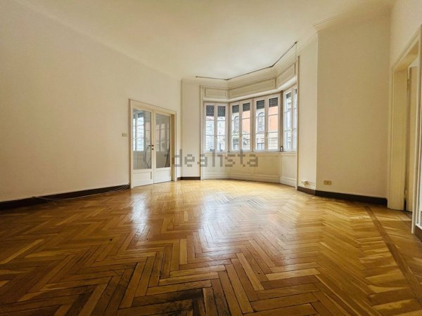 appartamento in vendita a Milano in zona Città Studi