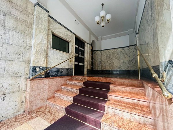 appartamento in vendita a Milano in zona Città Studi