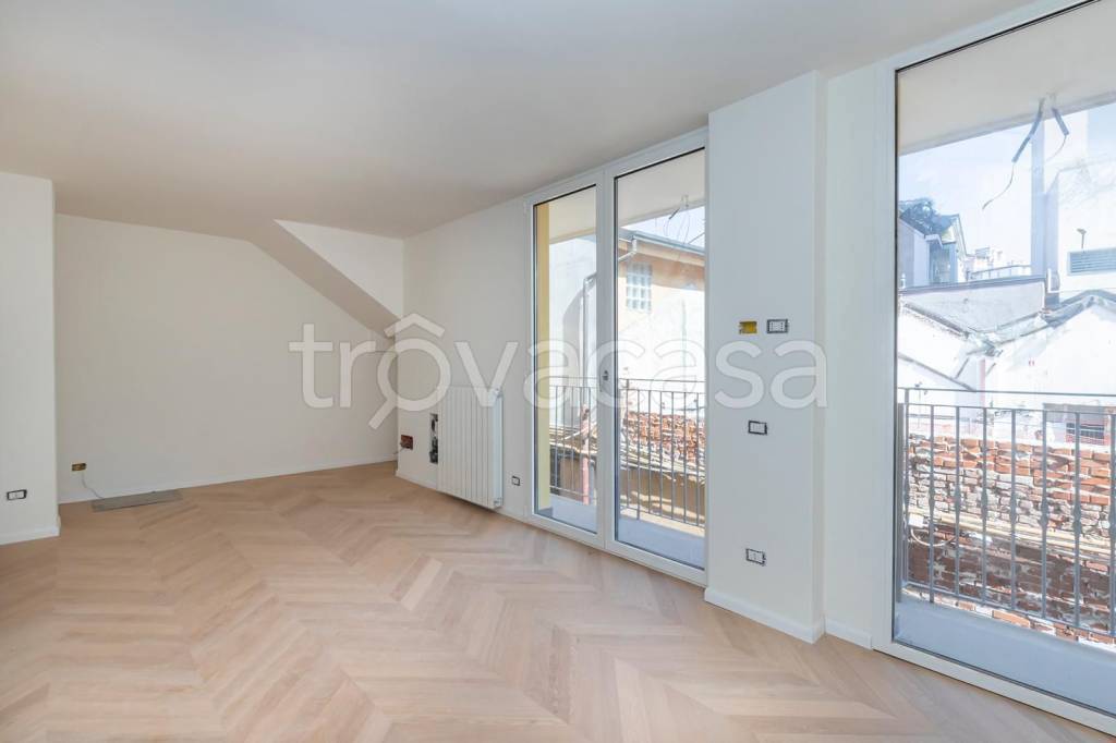 casa indipendente in vendita a Milano