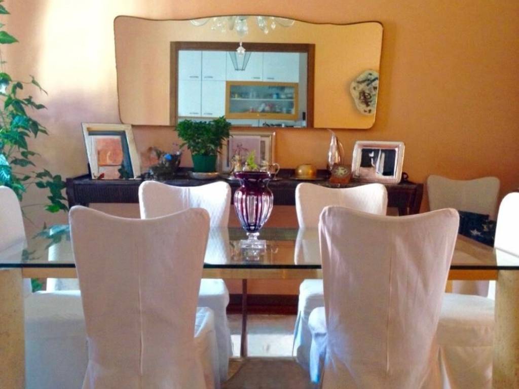 casa indipendente in vendita a Milano in zona Sempione