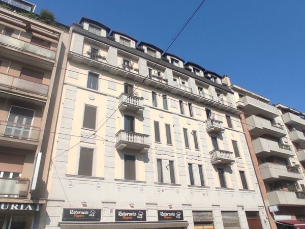 appartamento in vendita a Milano in zona Vigentino