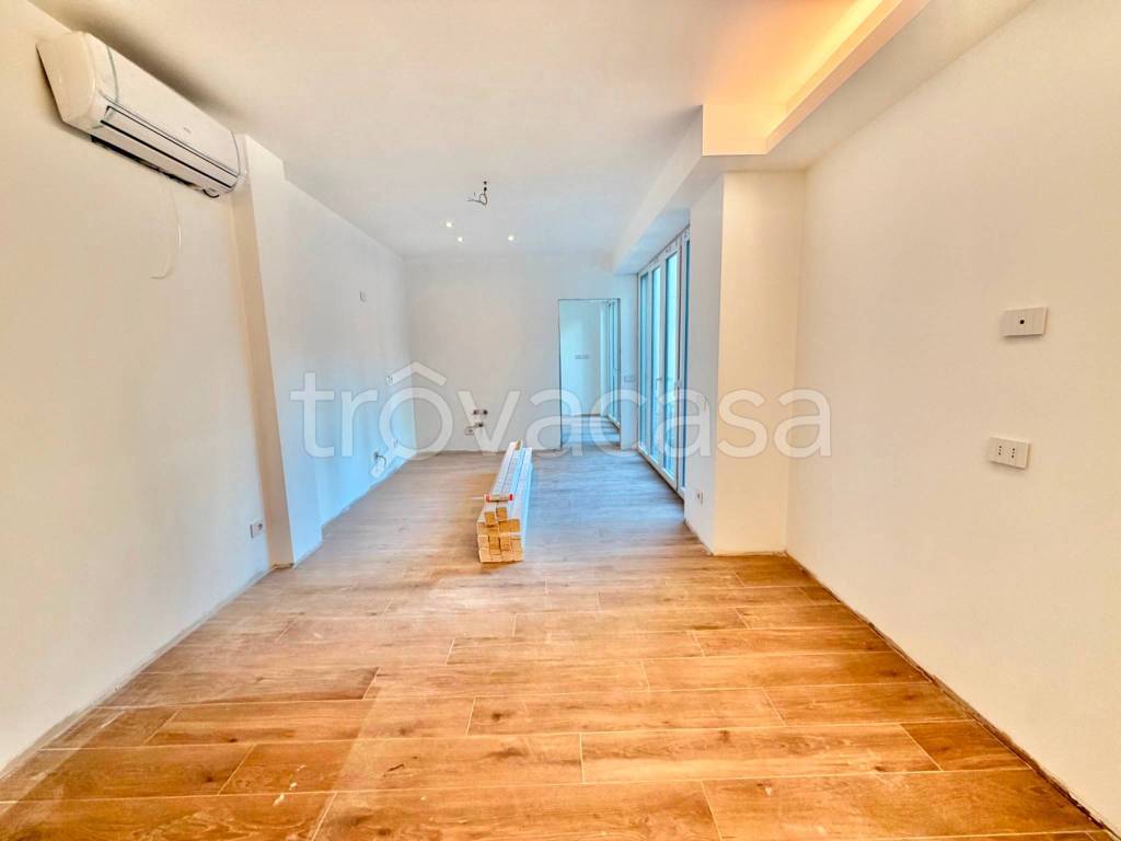 appartamento in vendita a Milano in zona Sempione