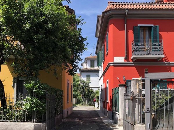 casa indipendente in vendita a Milano in zona Centro Storico
