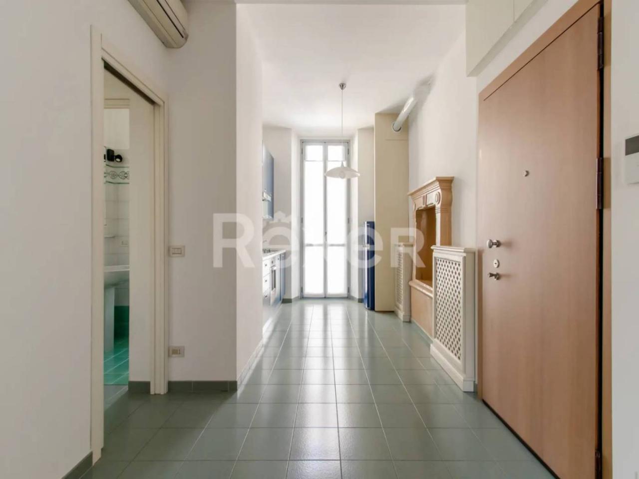 appartamento in vendita a Milano in zona XXII Marzo