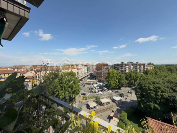appartamento in vendita a Milano in zona Corvetto
