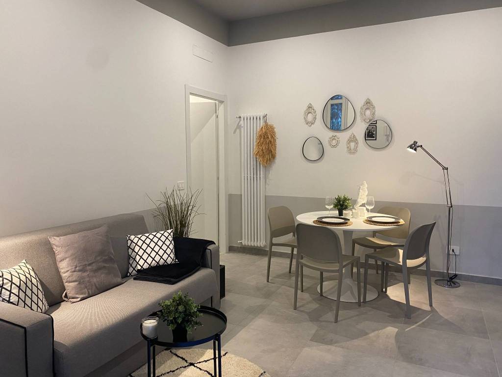 appartamento in vendita a Milano in zona Porta Venezia