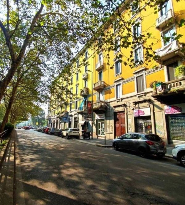 appartamento in vendita a Milano in zona XXII Marzo