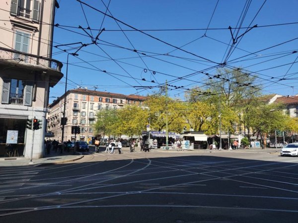 negozio in vendita a Milano in zona Solari
