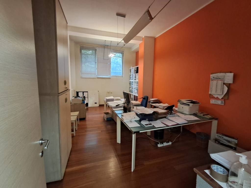 quadrivano in vendita a Milano in zona Solari