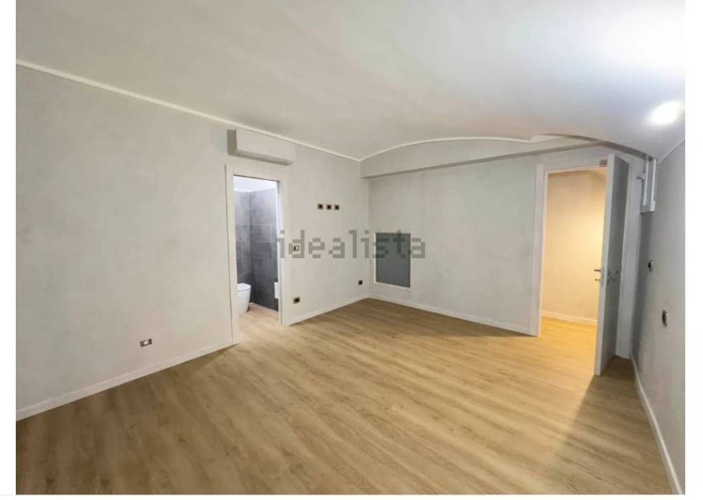 appartamento in vendita a Milano in zona Corvetto