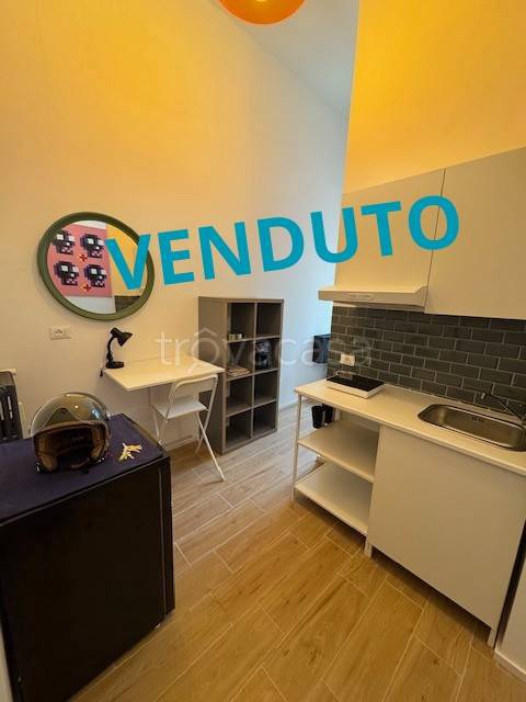 appartamento in vendita a Milano in zona Baggio