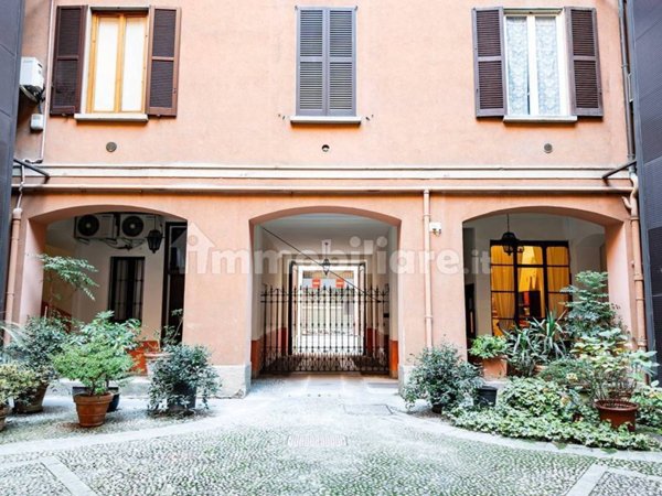 appartamento in vendita a Milano in zona Porta Garibaldi