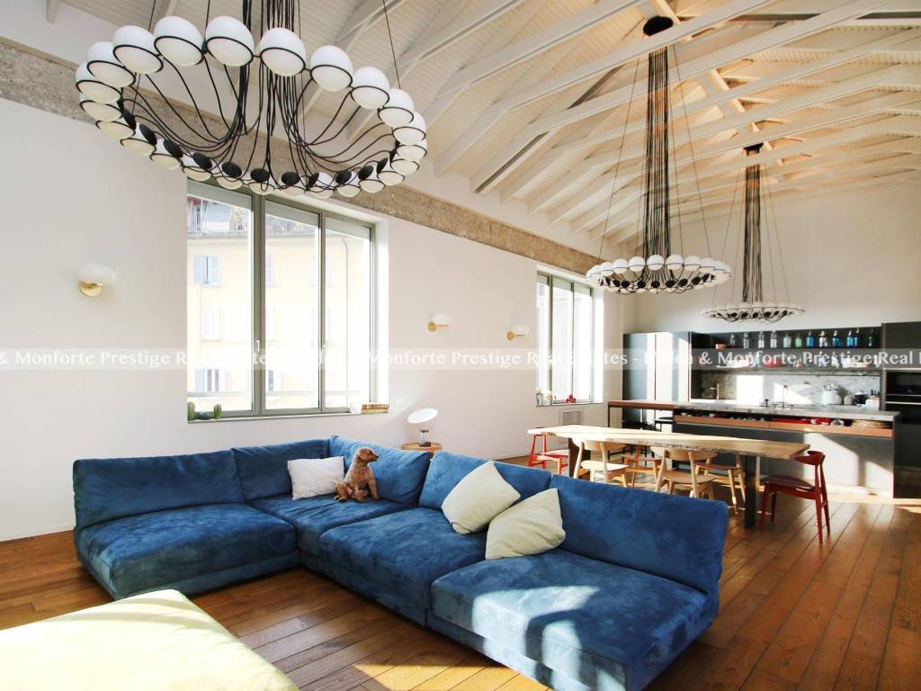 appartamento in vendita a Milano in zona Centro Direzionale