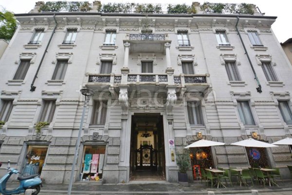 appartamento in vendita a Milano in zona Cadorna