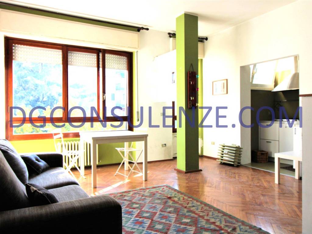 appartamento in vendita a Milano in zona Città Studi
