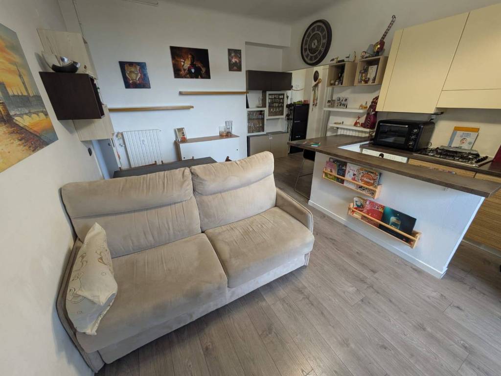 appartamento in vendita a Milano in zona Stadera