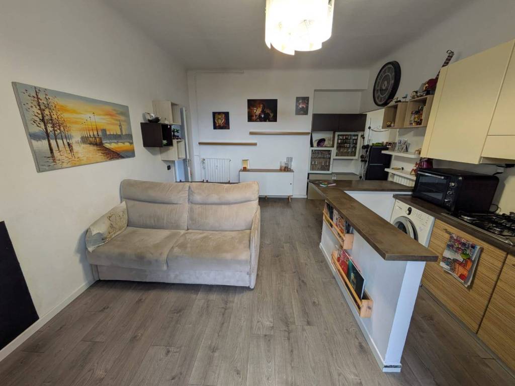 appartamento in vendita a Milano in zona Stadera