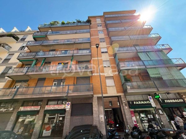 appartamento in vendita a Milano in zona Lorenteggio