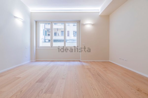 appartamento in vendita a Milano in zona Centro Direzionale